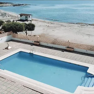 https://apartamentos-el-calon-playa.es-andalucia.com